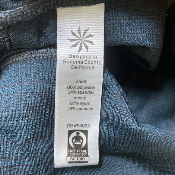 Athleta Jacquard High Rise Ripple Chaturanga🌼 - Picture 4 of 5